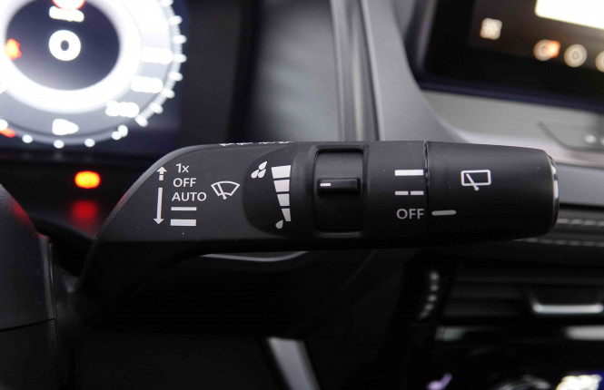 NISSAN_NISSAN_QASHQAI_2446419_17.jpg