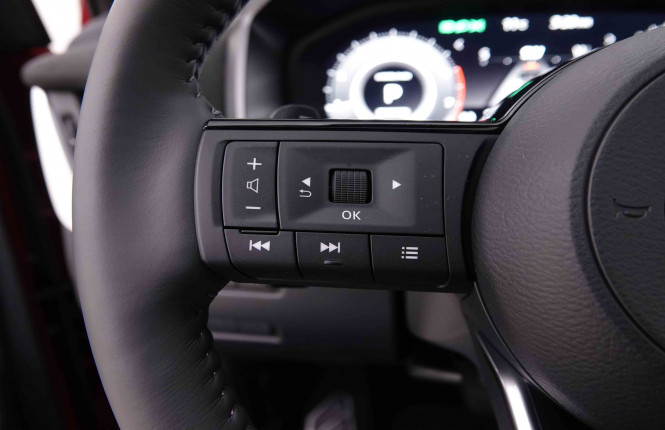 NISSAN_NISSAN_QASHQAI_2446419_18.jpg