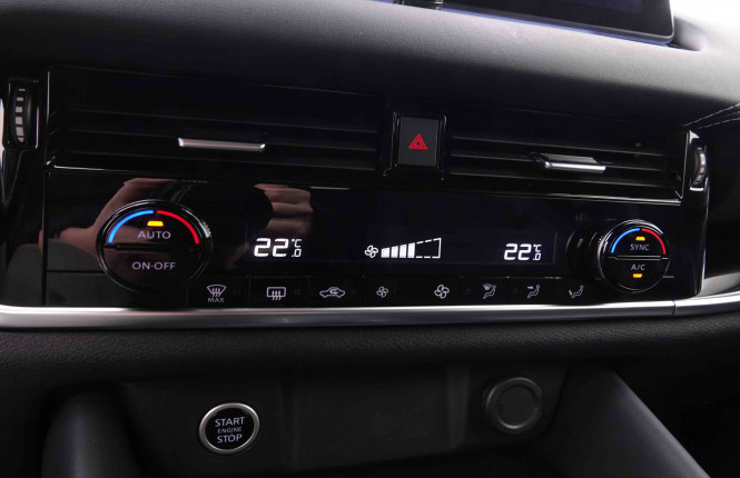 NISSAN_NISSAN_QASHQAI_2547151_12.jpg