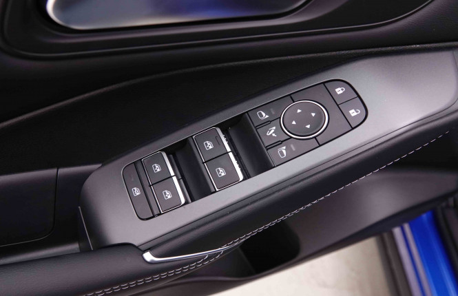 NISSAN_NISSAN_QASHQAI_2547489_20.jpg