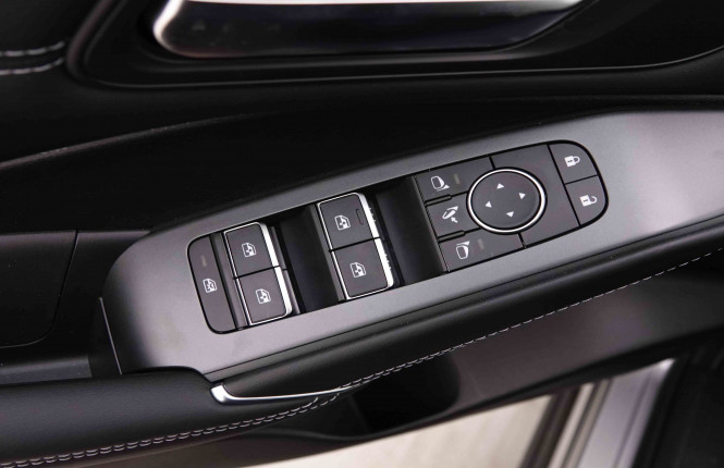 NISSAN_NISSAN_QASHQAI_2547547_20.jpg