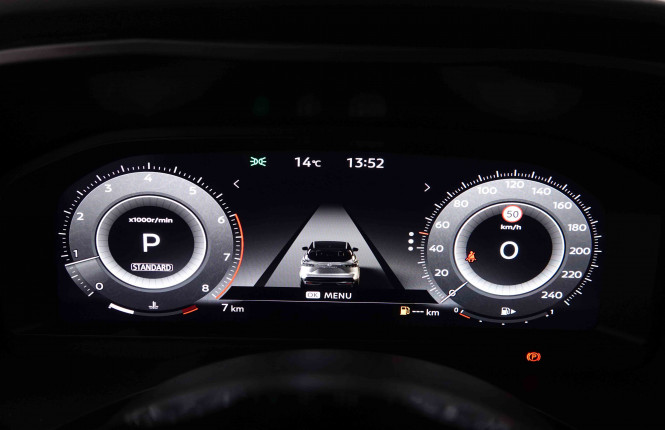NISSAN_NISSAN_QASHQAI_2547849_16.jpg