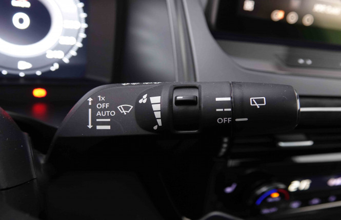 NISSAN_NISSAN_QASHQAI_2547849_18.jpg