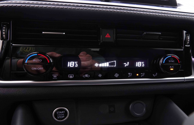 NISSAN_NISSAN_QASHQAI_2547903_12.jpg