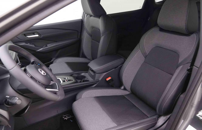 NISSAN_NISSAN_QASHQAI_2547903_6.jpg