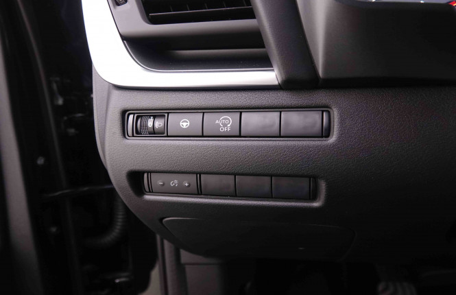 NISSAN_NISSAN_QASHQAI_2547911_8.jpg