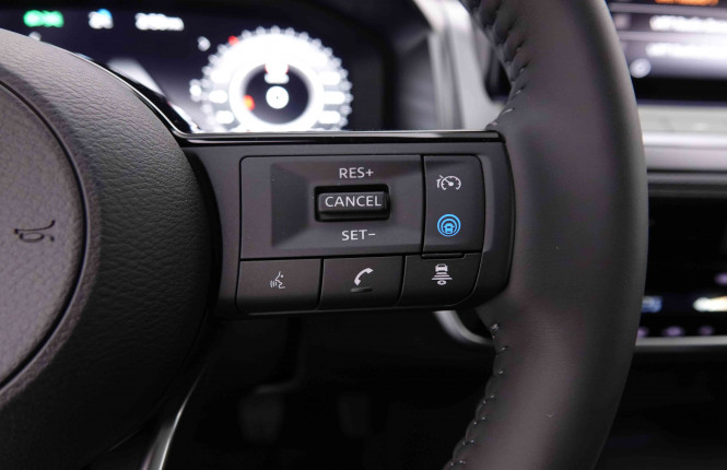 NISSAN_NISSAN_QASHQAI_2547915_17.jpg