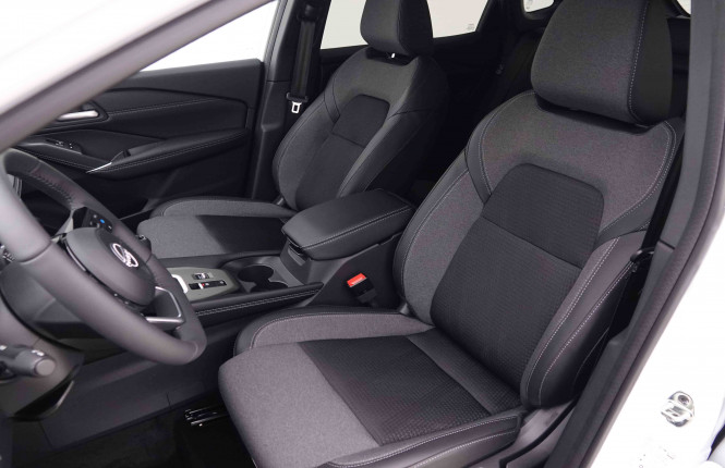 NISSAN_NISSAN_QASHQAI_2547915_6.jpg