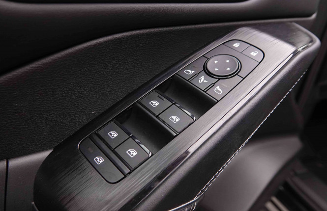 NISSAN_NISSAN_QASHQAI_2549184_19.jpg