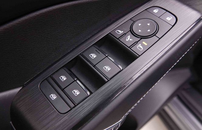 NISSAN_NISSAN_QASHQAI_2549186_19.jpg