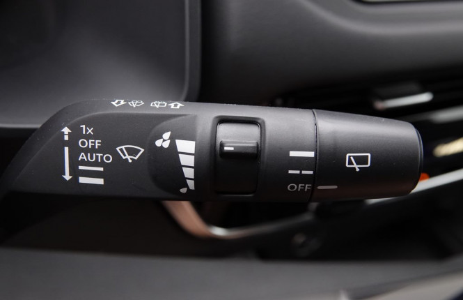 NISSAN_NISSAN_QASHQAI_2653147_17.jpg NISSAN_NISSAN_QASHQAI_2653147_17.jpg