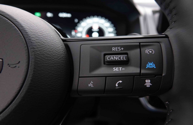 NISSAN_NISSAN_QASHQAI_2653495_19.jpg