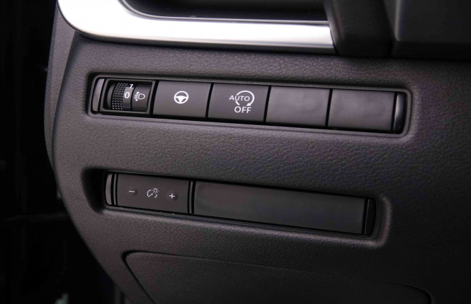 NISSAN_NISSAN_QASHQAI_2653495_37.jpg