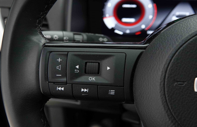 NISSAN_NISSAN_QASHQAI_2653637_18.jpg NISSAN_NISSAN_QASHQAI_2653637_18.jpg