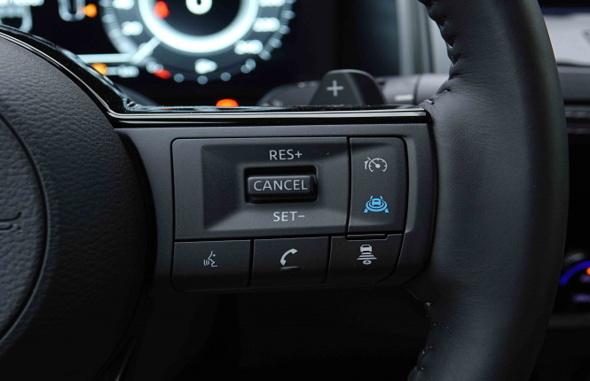 NISSAN_NISSAN_QASHQAI_2654960_18.jpg NISSAN_NISSAN_QASHQAI_2654960_18.jpg
