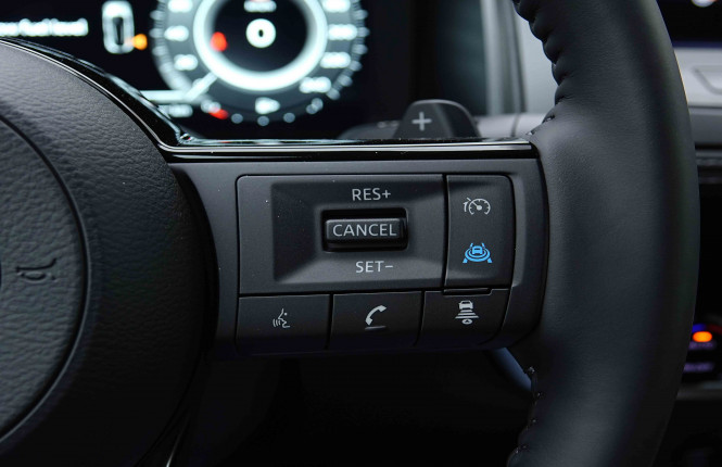 NISSAN_NISSAN_QASHQAI_2654965_17.jpg NISSAN_NISSAN_QASHQAI_2654965_17.jpg