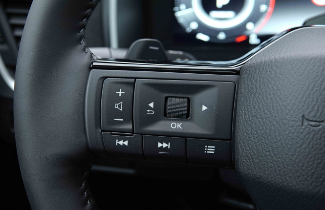 NISSAN_NISSAN_QASHQAI_2655143_19.jpg NISSAN_NISSAN_QASHQAI_2655143_19.jpg