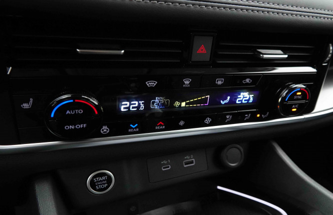 NISSAN_NISSAN_XTRAIL_2653463_13.jpg
