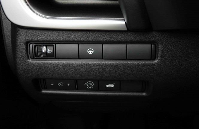 NISSAN_NISSAN_XTRAIL_2653473_22.jpg NISSAN_NISSAN_XTRAIL_2653473_22.jpg