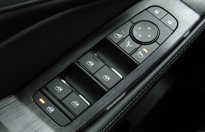 NISSAN_NISSAN_XTRAIL_2653476_18.jpg NISSAN_NISSAN_XTRAIL_2653476_18.jpg
