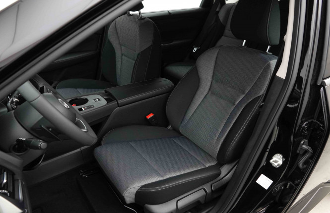 NISSAN_NISSAN_XTRAIL_2653477_6.jpg