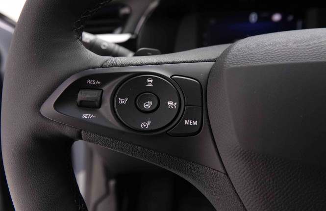 OPEL_OPEL_CORSA_2551266_17.jpg OPEL_OPEL_CORSA_2551266_17.jpg