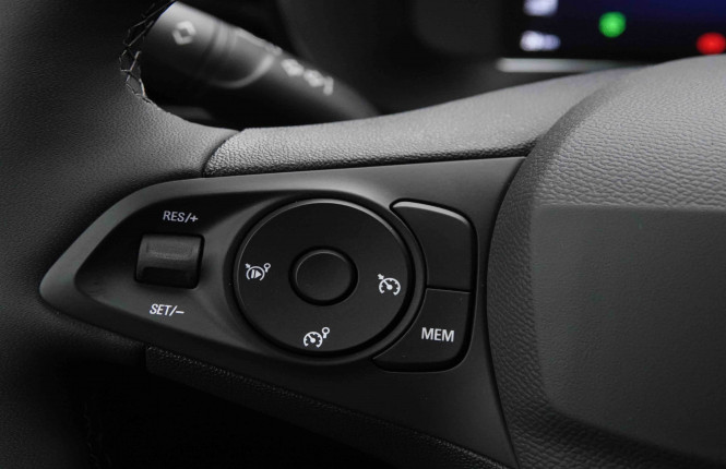 OPEL_OPEL_CORSA_2652536_17.jpg OPEL_OPEL_CORSA_2652536_17.jpg