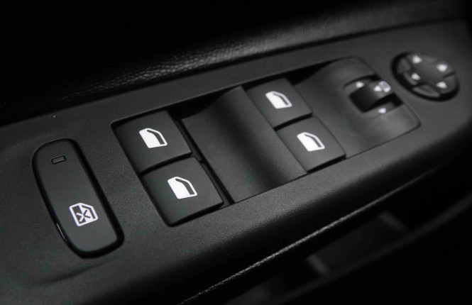 OPEL_OPEL_CORSA_2652857_21.jpg OPEL_OPEL_CORSA_2652857_21.jpg