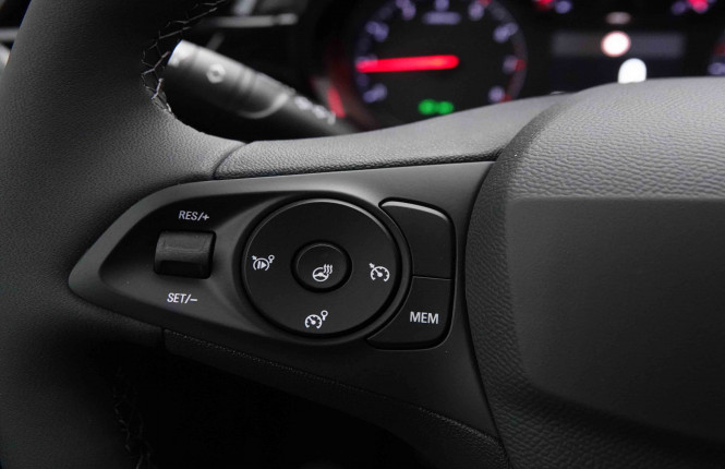 OPEL_OPEL_CORSA_2652892_17.jpg OPEL_OPEL_CORSA_2652892_17.jpg