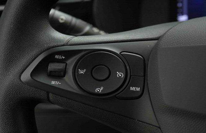 OPEL_OPEL_CORSA_2653955_17.jpg OPEL_OPEL_CORSA_2653955_17.jpg