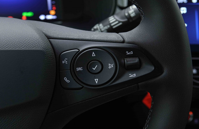 OPEL_OPEL_CORSA_2655131_16.jpg OPEL_OPEL_CORSA_2655131_16.jpg