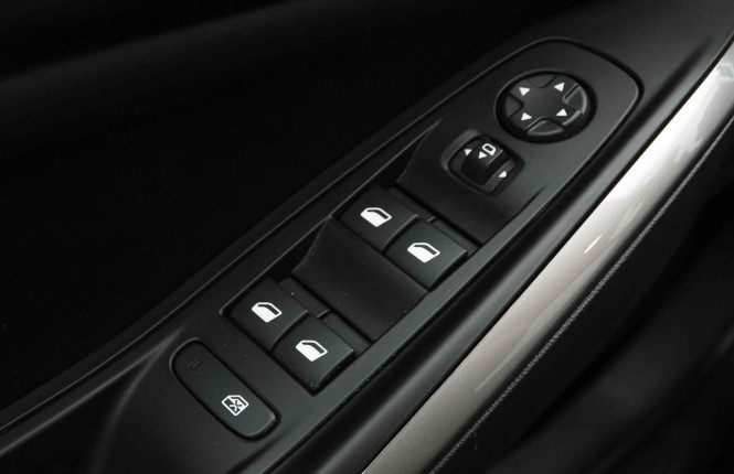 OPEL_OPEL_GRANDLAND_2654020_22.jpg OPEL_OPEL_GRANDLAND_2654020_22.jpg