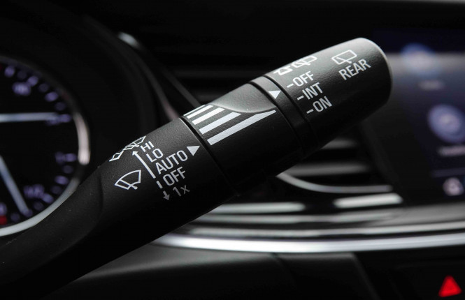 OPEL_OPEL_INSIGNIA_2550876_15.jpg OPEL_OPEL_INSIGNIA_2550876_15.jpg