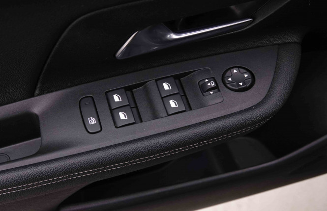 OPEL_OPEL_MOKKA_2547385_19.jpg