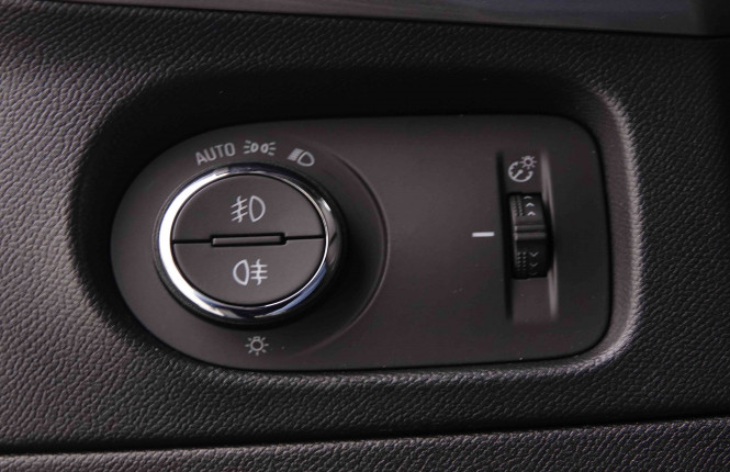 OPEL_OPEL_MOKKA_2550631_8.jpg OPEL_OPEL_MOKKA_2550631_8.jpg