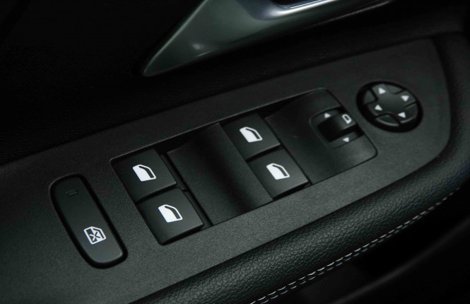OPEL_OPEL_MOKKA_2653225_19.jpg