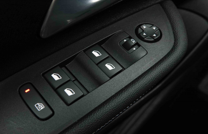 OPEL_OPEL_MOKKA_2654259_19.jpg OPEL_OPEL_MOKKA_2654259_19.jpg