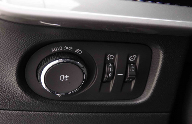 OPEL_OPEL_MOKKA_E_2652515_20.jpg OPEL_OPEL_MOKKA_E_2652515_20.jpg