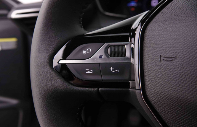 PEUGEOT_PEUGEOT_2008_2547562_18.jpg