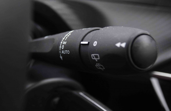 PEUGEOT_PEUGEOT_2008_2548143_16.jpg