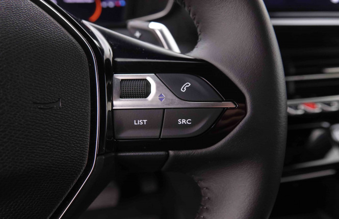 PEUGEOT_PEUGEOT_2008_2548143_19.jpg