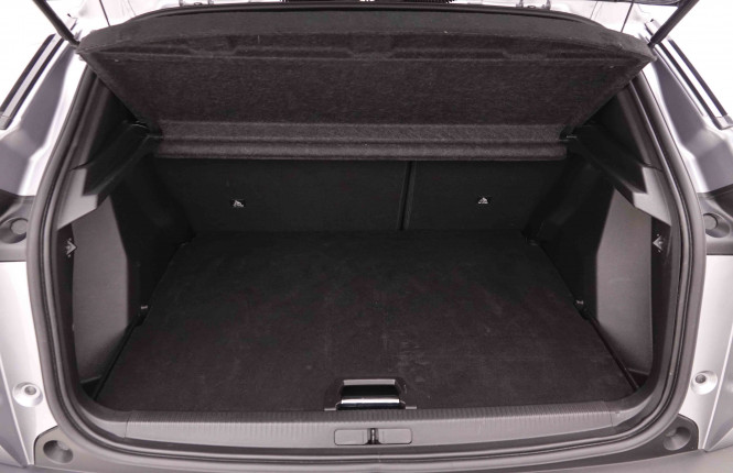 PEUGEOT_PEUGEOT_2008_2548156_5.jpg