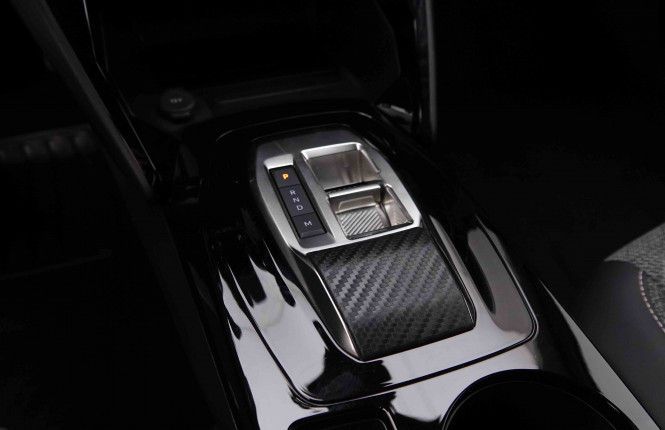 PEUGEOT_PEUGEOT_2008_2548157_15.jpg