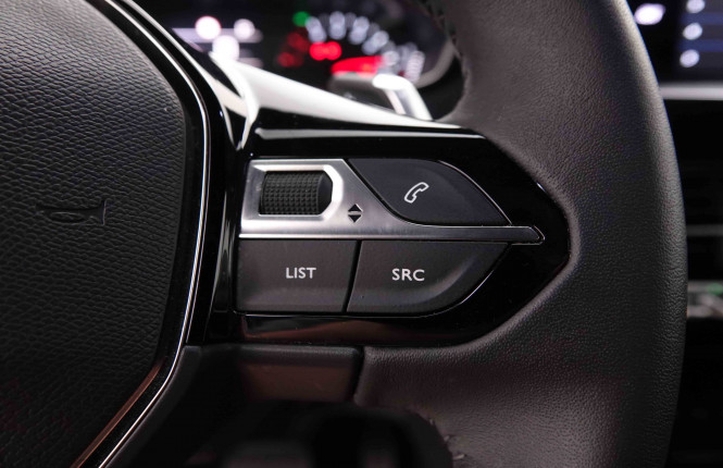 PEUGEOT_PEUGEOT_2008_2549045_19.jpg