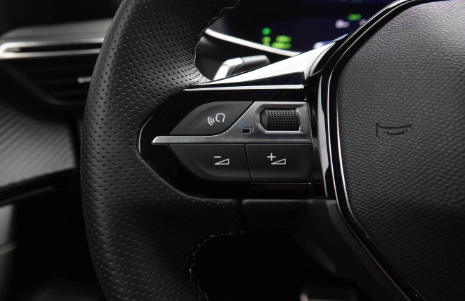 PEUGEOT_PEUGEOT_2008_2549779_19.jpg