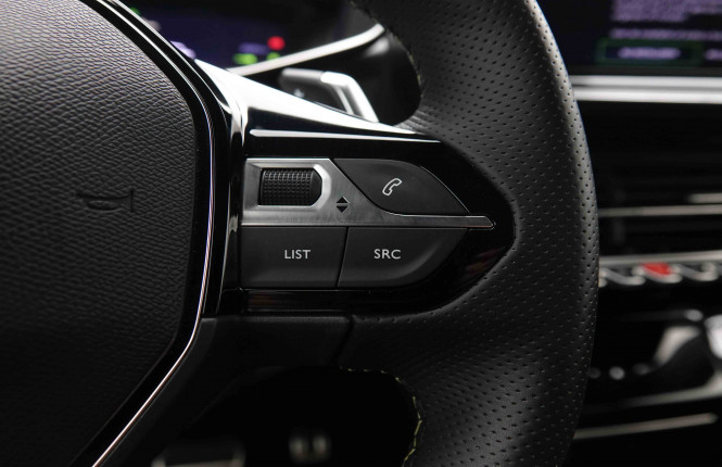 PEUGEOT_PEUGEOT_2008_2549779_20.jpg