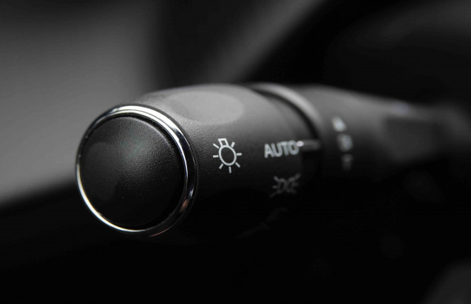 PEUGEOT_PEUGEOT_2008_2549906_72.jpg