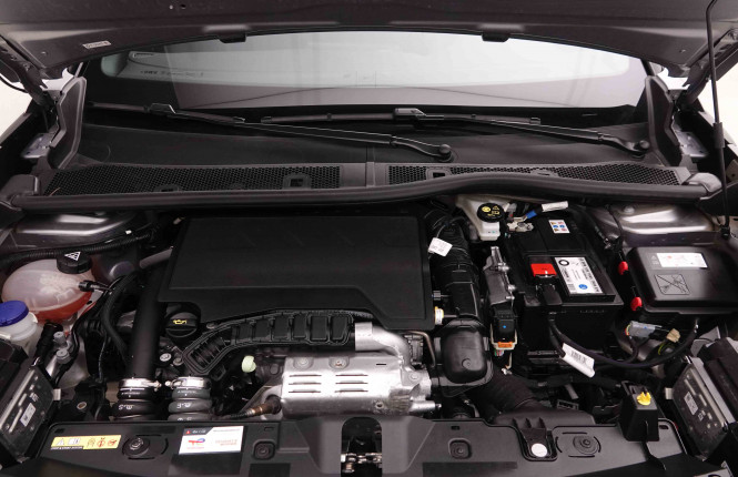 PEUGEOT_PEUGEOT_2008_2549906_79.jpg