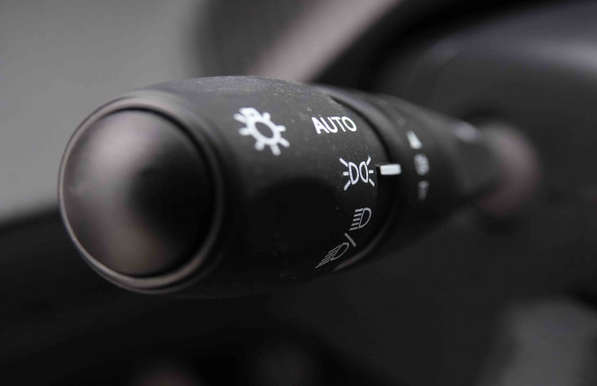 PEUGEOT_PEUGEOT_2008_2550547_16.jpg PEUGEOT_PEUGEOT_2008_2550547_16.jpg