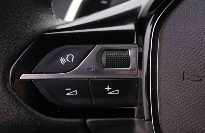 PEUGEOT_PEUGEOT_2008_2551285_14.jpg PEUGEOT_PEUGEOT_2008_2551285_14.jpg